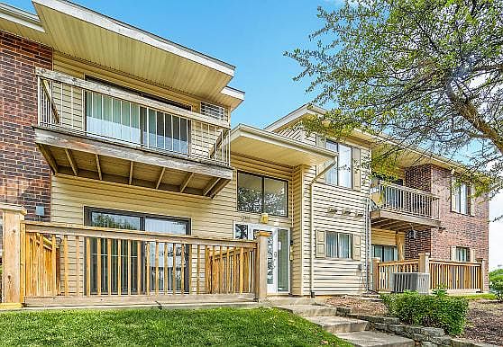 4th image of 2520 Crystal Ct APT 108