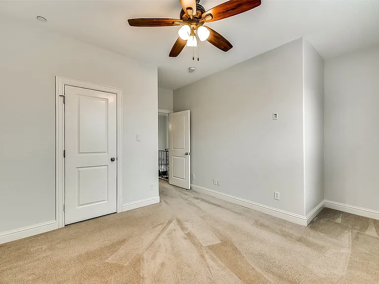 2606 N Henderson Ave #A — Photo 10