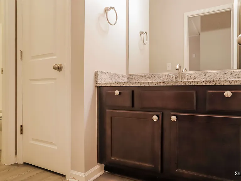 7105 Creeksong Dr — Photo 8