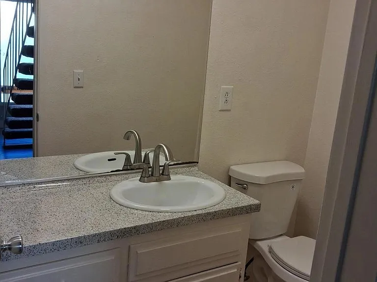 915 Paseo Grande #9 — Photo 26