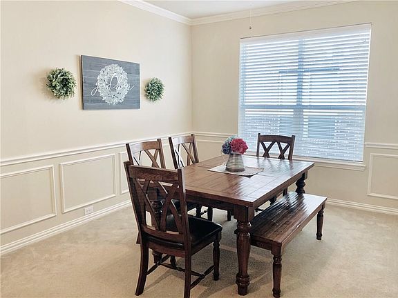 4th image of 2453 Playa Del Mar Dr