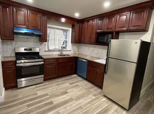6121 Bell Blvd FLOOR 2, Oakland Gardens, NY 11364