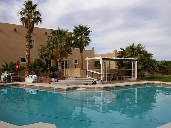 50,000 gal pool