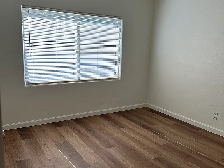 44900 Rubidoux St — Photo 13