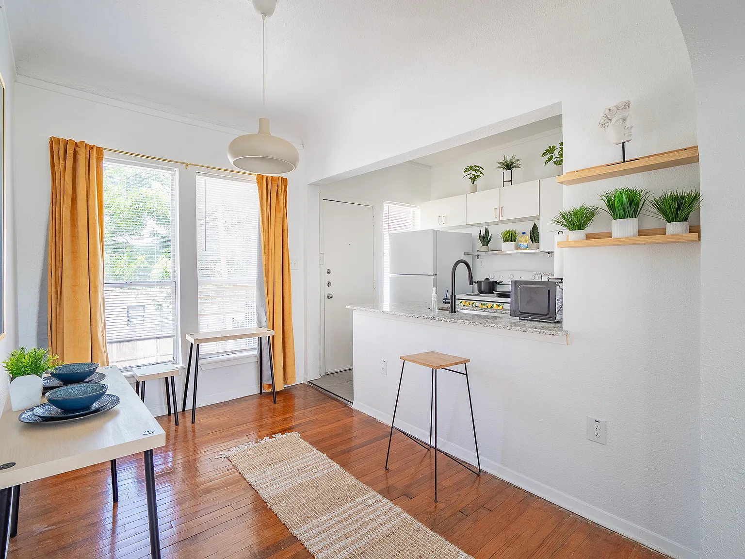 1 bed, 625 sqft, $1,190 — Photo 3