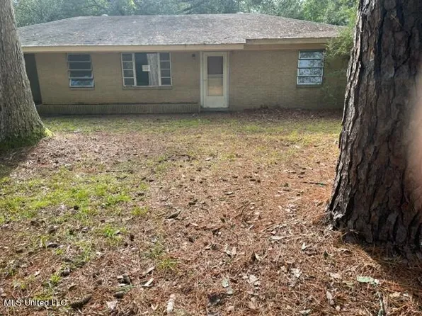 6226 Highway 37 N, Taylorsville, MS 39168