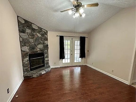 3rd image of 743 Warbler Pl