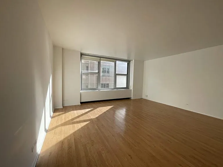 777 N Michigan Ave #1704 — Photo 7