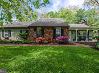 117 E Woods Dr, Harleysville, PA 19438