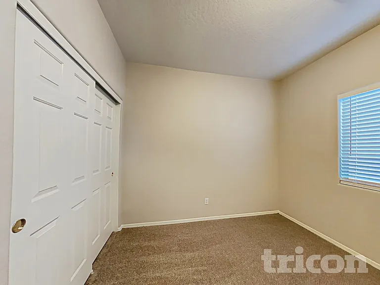 14621 W Ventura St — Photo 13