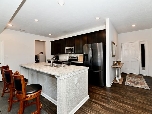5th image of 10118 Falls Canyon Ln