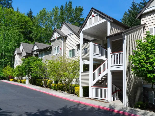 18501 SE Newport Way Unit J238, Issaquah, WA 98027