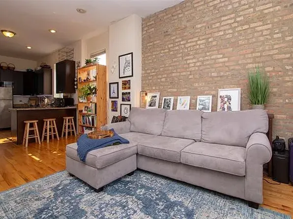 2017 W Ohio St APT 2f, Chicago, IL 60612