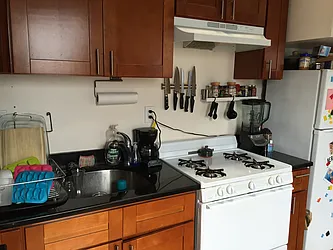 Rented by Rennit Inc.