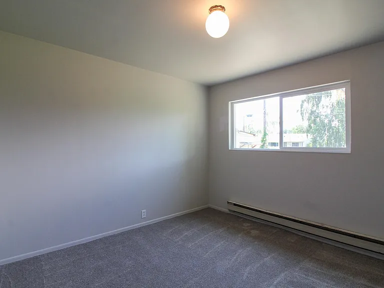 1907 Hood Ave — Photo 14