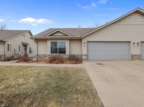 955 Rush Landing Ct, Rush City, MN 55069
