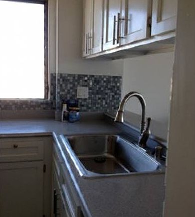 kitchen w/ss appliances