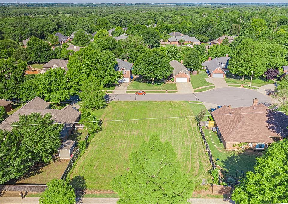 1st image of 609 Shadow Crest Ct Lot 10