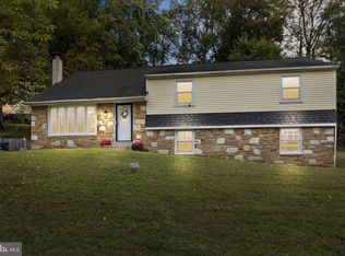 225 Green Dr, Churchville, PA