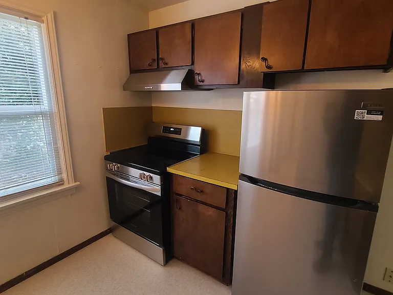 2505 Veldee Ave — Photo 5