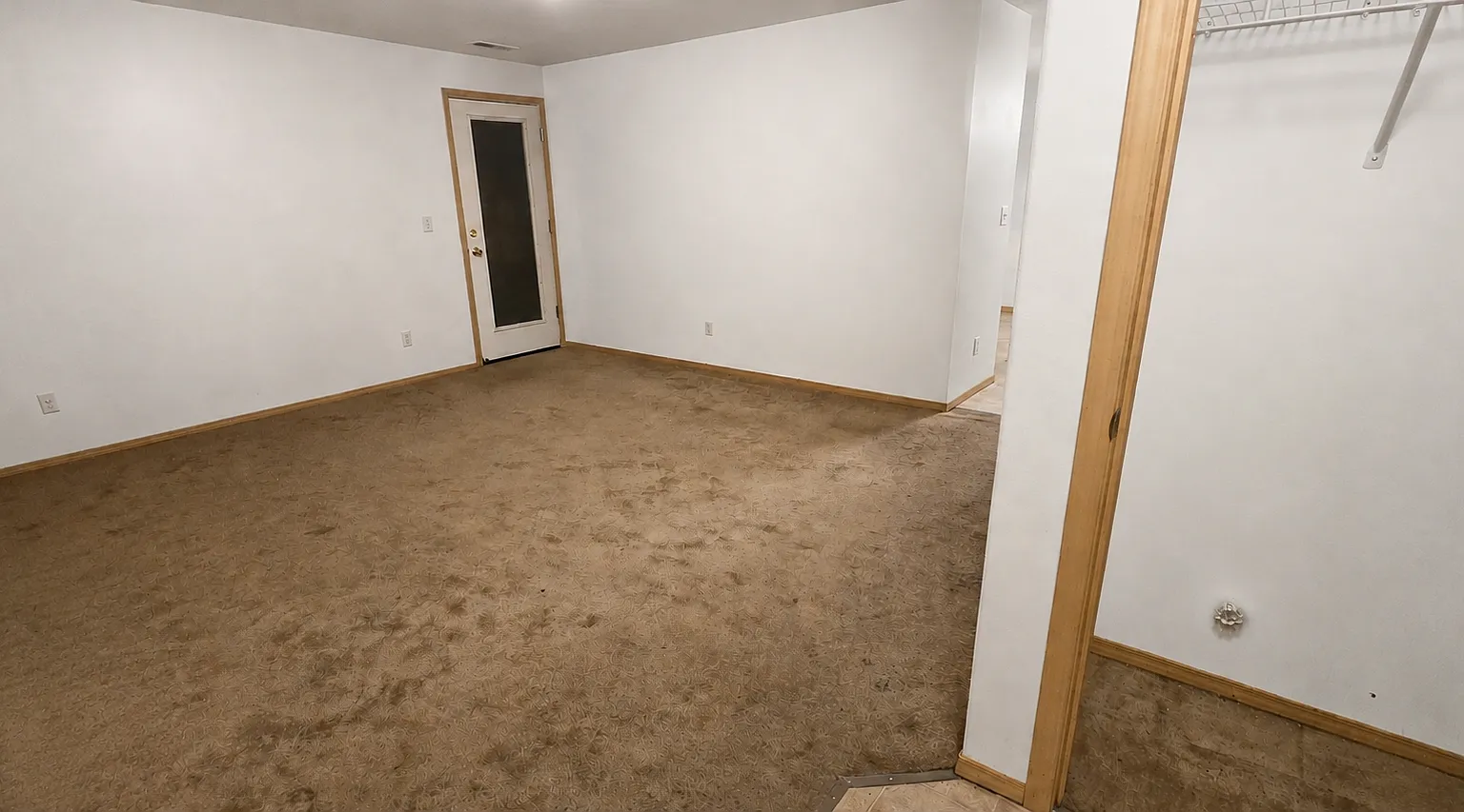 3 bed, 2.5 bath, 1596 sqft, $2,600 — Photo 2
