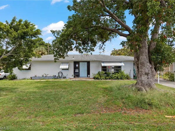 18511 Dogwood Rd, Fort Myers, FL 33967