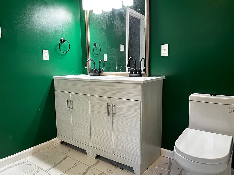 1005 Nichols St — Photo 24