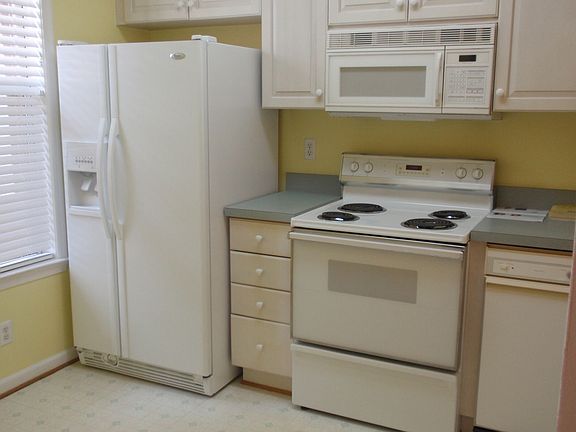 2nd image of 714 Ironwood Dr