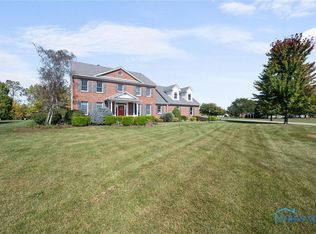 14662 Roachton Rd, Perrysburg, OH 43551