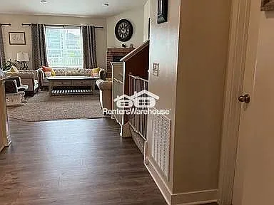 14250 Cheshire Ln N — Photo 4