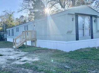 918 Salters St, Lake City, SC 29560