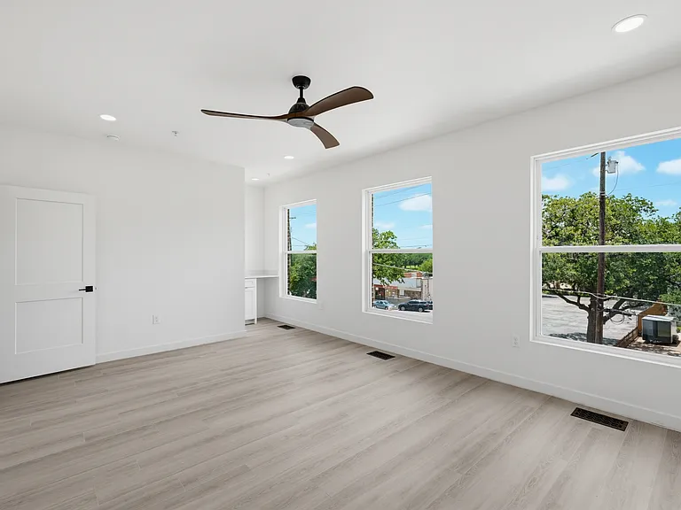512 S Oconnor Rd — Photo 15