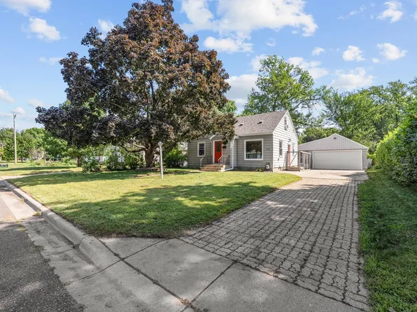 5248 Hampshire Ave N, Crystal, MN 55428