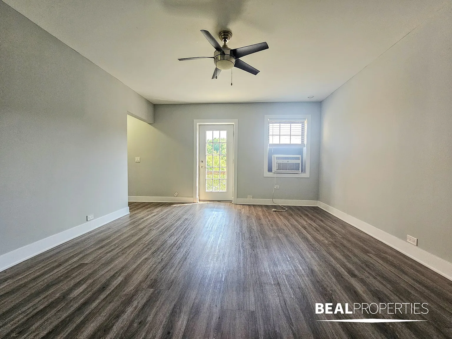 2 bed, 1.0 bath, $2,995 — Photo 2
