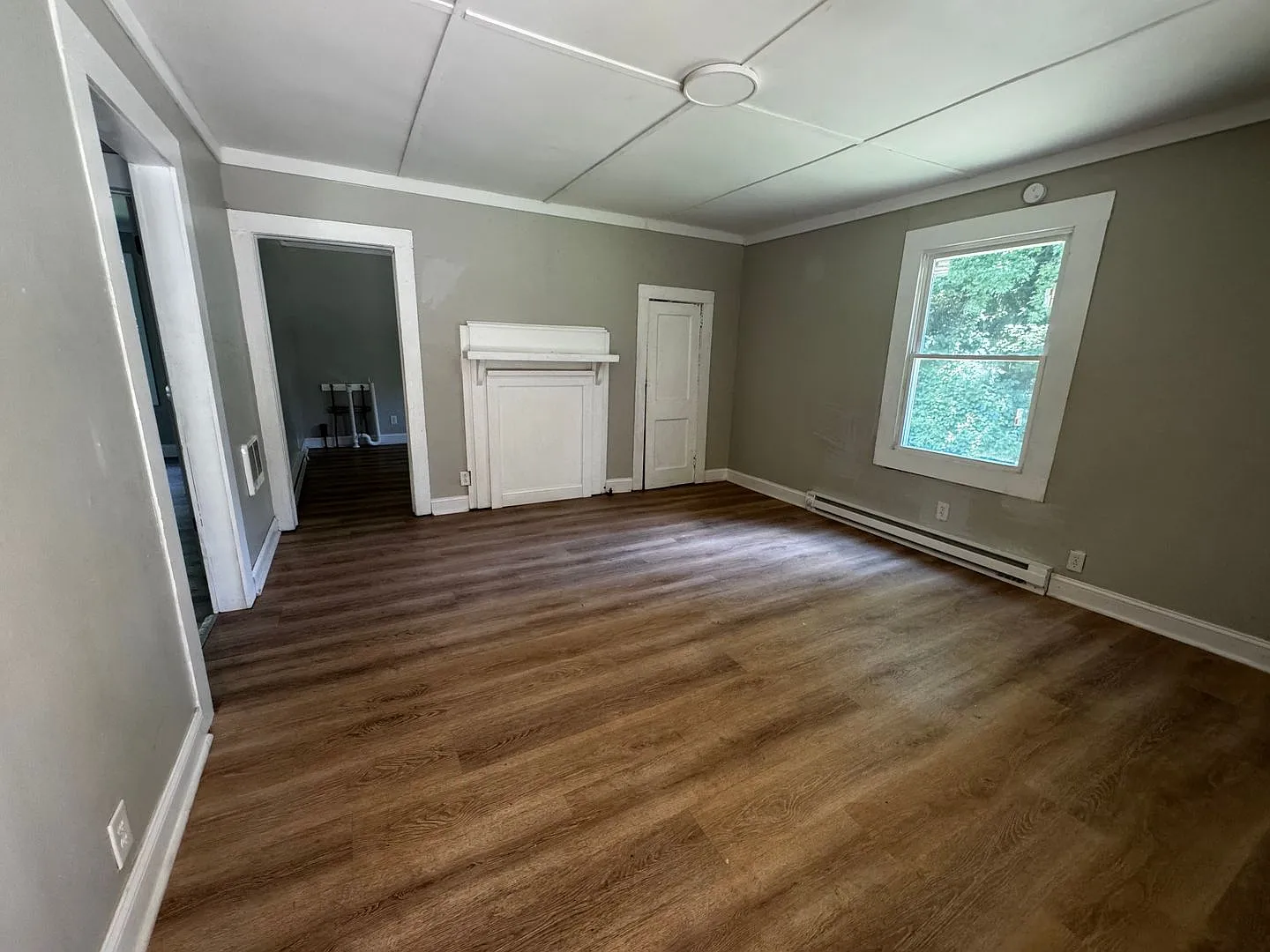 Single Family in Kings Mountain, NC — Photo 2