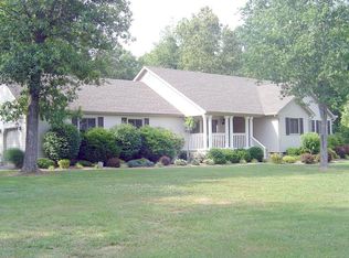 620 Farmers Crossing Rd, White Plains, KY 42464