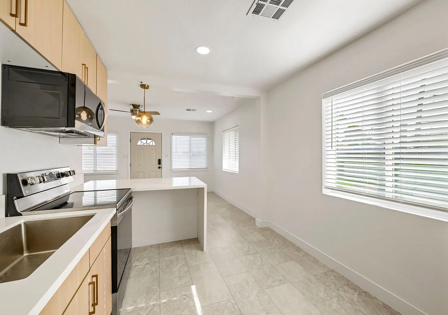 Bright & Beautiful 1-Bedroom | Water, Trash & Sewer Included! — Photo 2