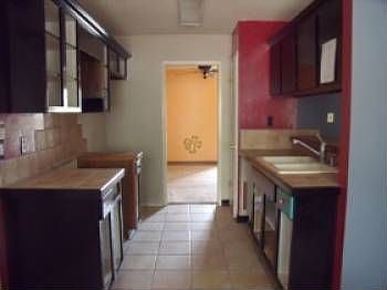 2nd image of 7664 Antique Oak St
