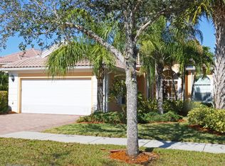 7979 Valentina Ct, Naples, FL 34114