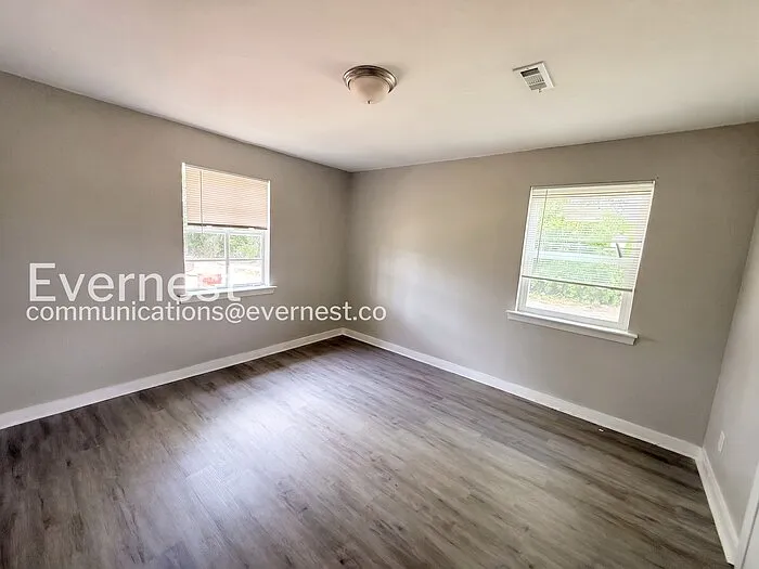 1000 4th Ave W #4 — Photo 12