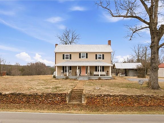 3rd image of 1149 Quaker Church Rd