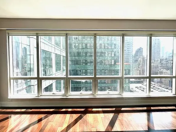 350 West 42nd Street image 2 of 10