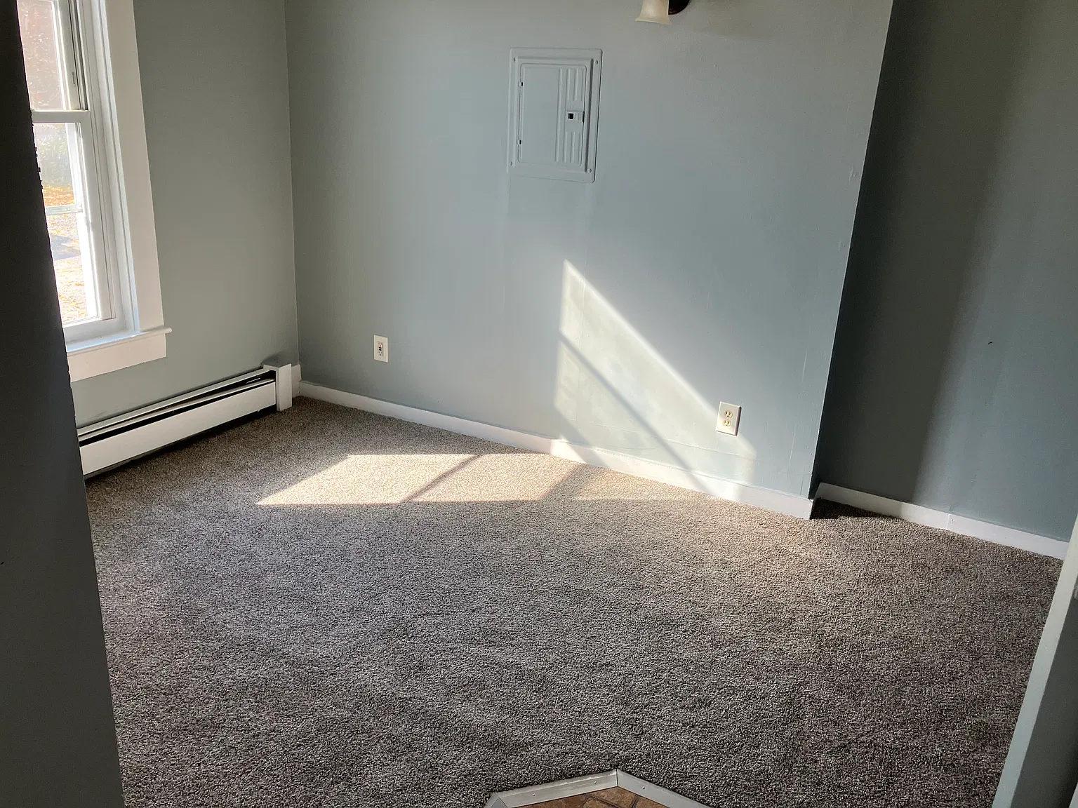 1 bed, $1,000 — Photo 2