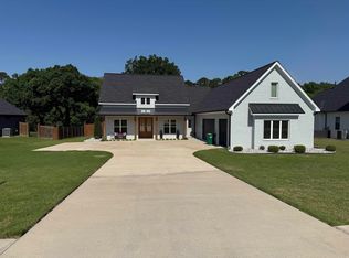 877 Belle Grove Loop, Benton, AR 72019