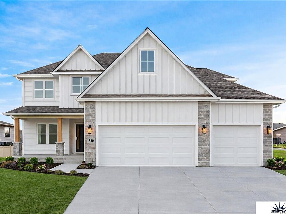 1st image of 4308 S 210th Ave