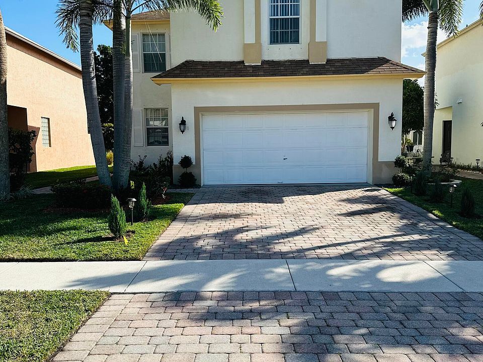 1st image of 5780 Azalea Cir
