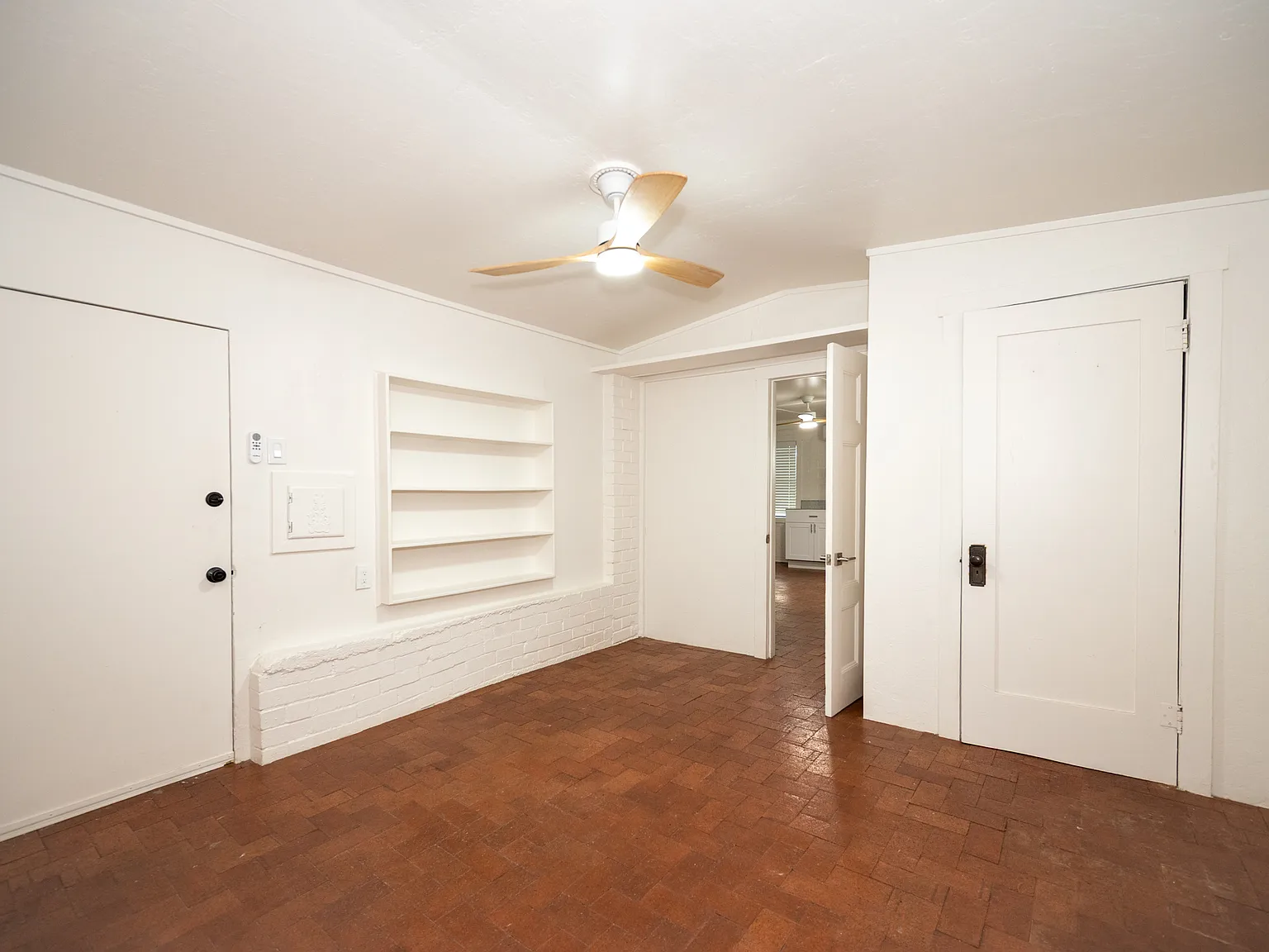 1 bed, 668 sqft, $1,150 — Photo 3