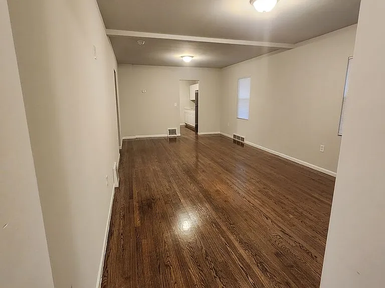 351 Porter St — Photo 9