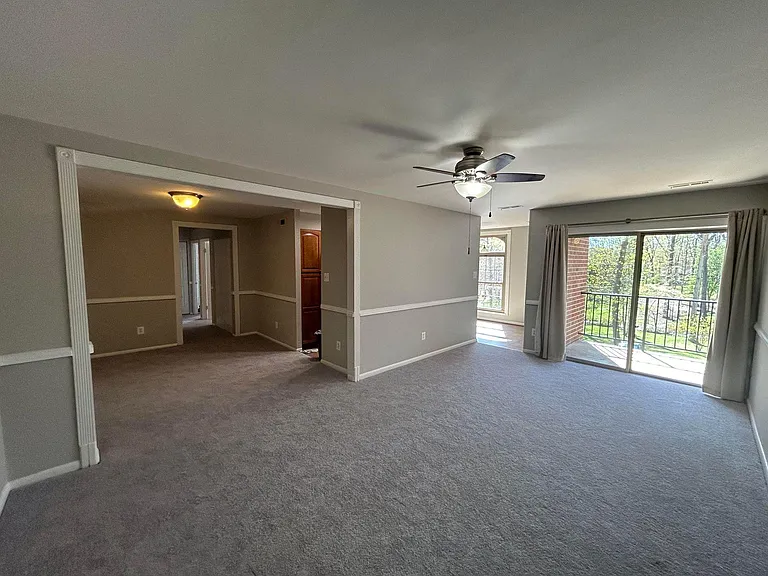 3304 Woodburn Village Dr #22 — Photo 1