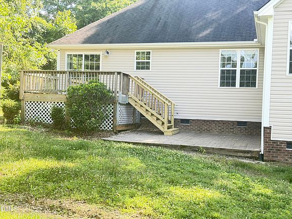 3rd image of 292 Buckhaven Dr